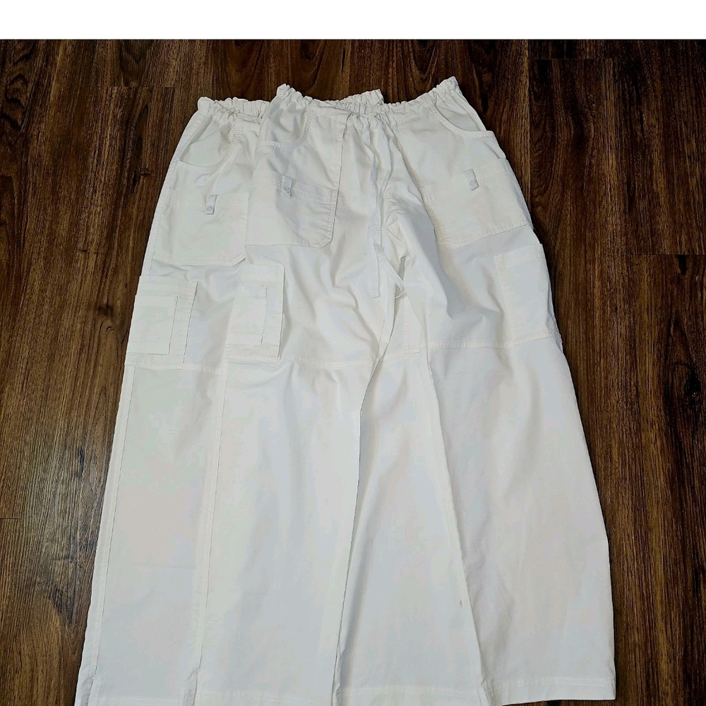 Uniform Advantage White Wide-Leg Utility Scrub Pants